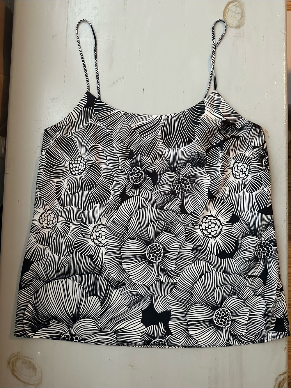 Express Floral Print Spaghetti Strap Tank Top - Black & White